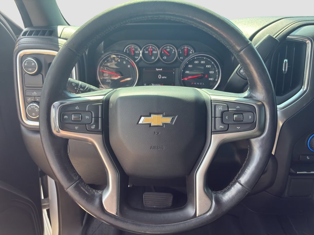 Used 2019 SUMMIT WHITE Chevrolet LT image 16