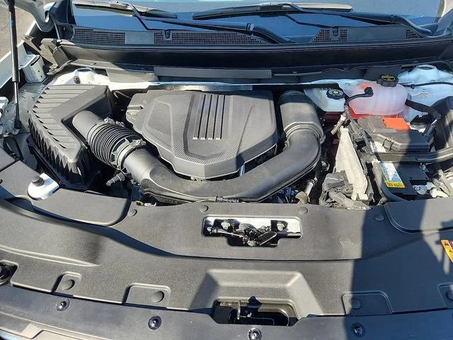 2025 Chevrolet Traverse LT - Photo 28