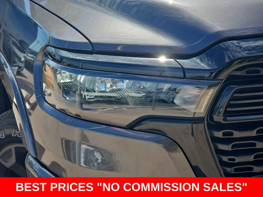 New 2026 Granite Crystal Metallic Clear-Coat Exterior Paint RAM Big Horn/Lone Star image 34