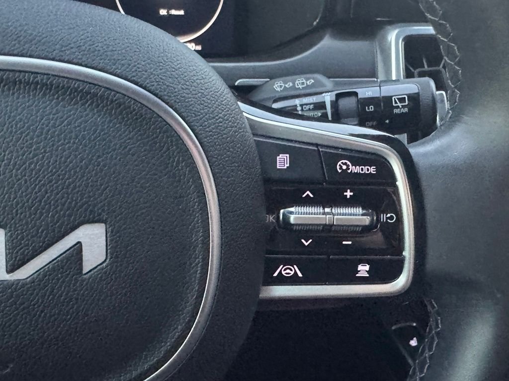 Used 2023 Black Kia SX image 30