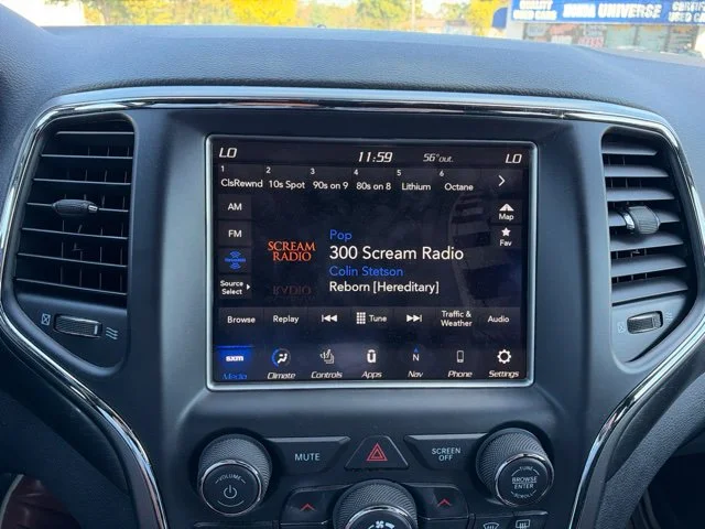 Used 2018 Rhino Clearcoat Jeep Altitude image 14