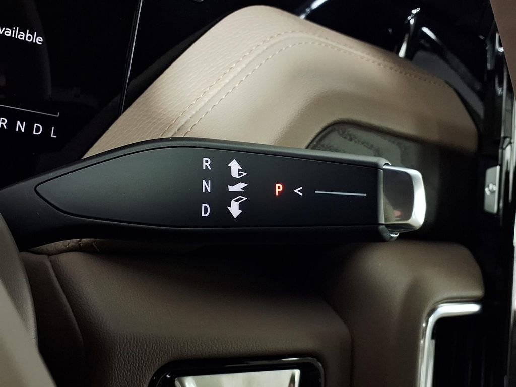 2026 GMC Yukon Denali - Photo 20