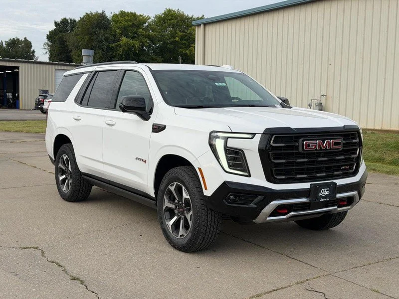 2026 GMC Yukon AT4 Ultimate - Photo 1