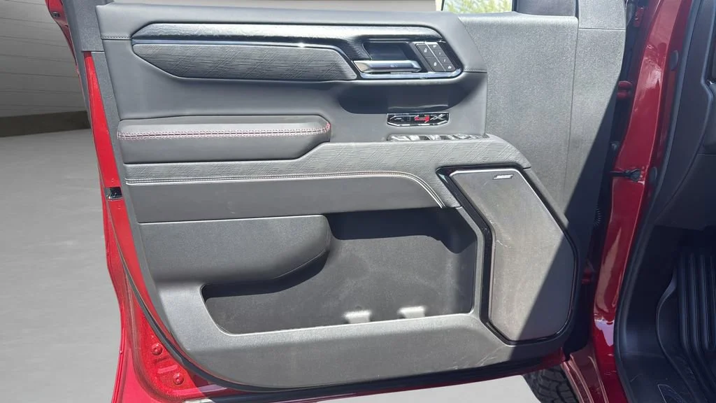 2026 GMC Sierra 1500 AT4X - Photo 36