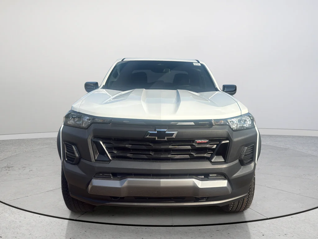 New 2026 Summit White Chevrolet Trail Boss image 2
