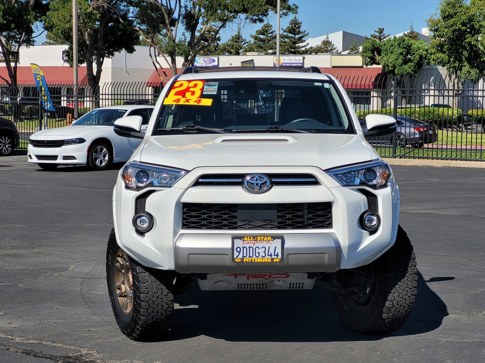 2023 Toyota 4Runner TRD Off-Road Premium photo 2