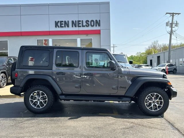 Used 2026 Beige Jeep Sport image 11