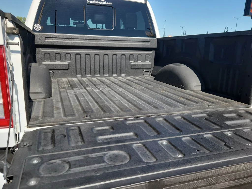 Used 2023 White Ford Lariat image 13