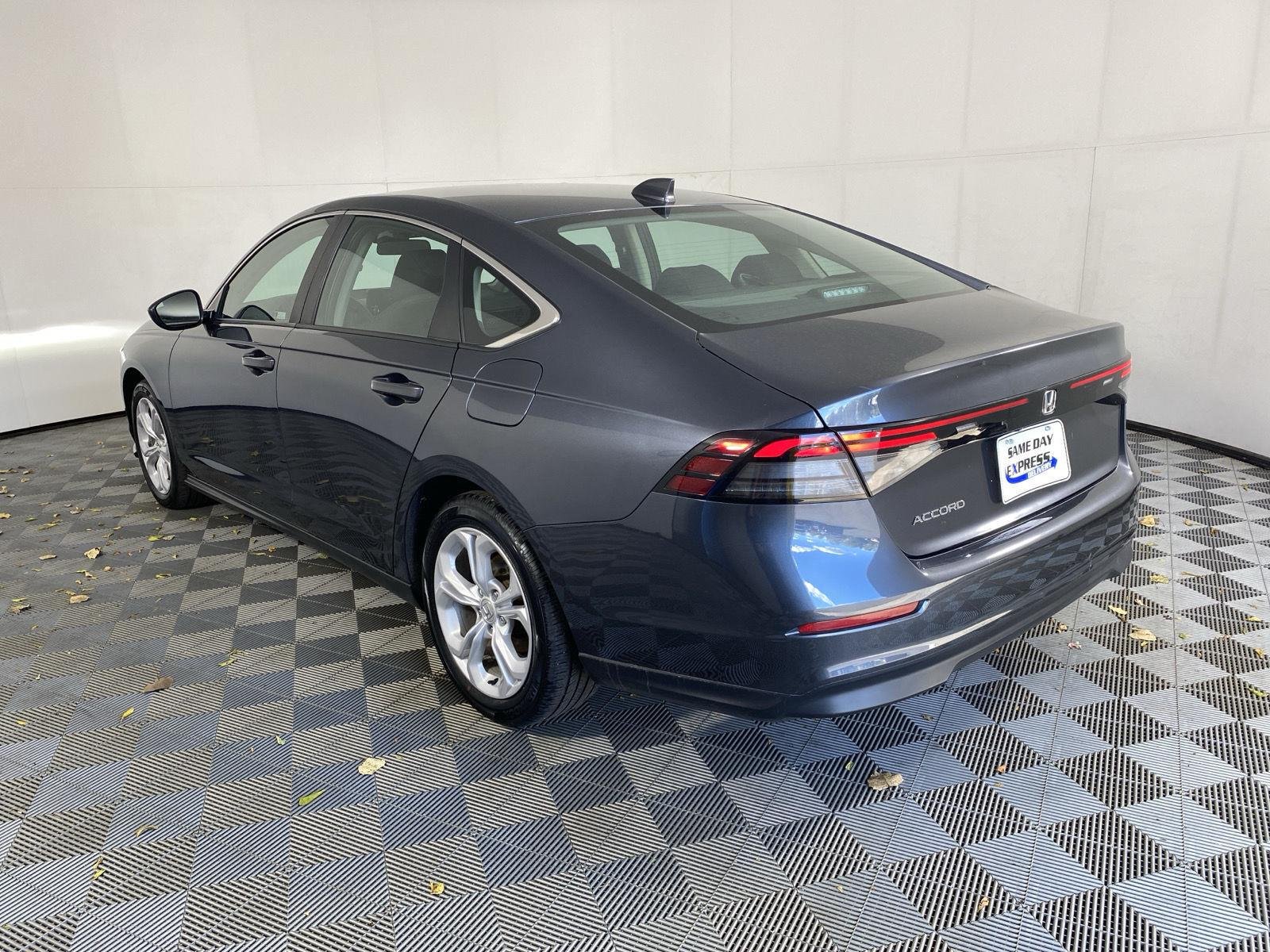 Used 2024 Meteorite Gray Metallic Honda LX image 5