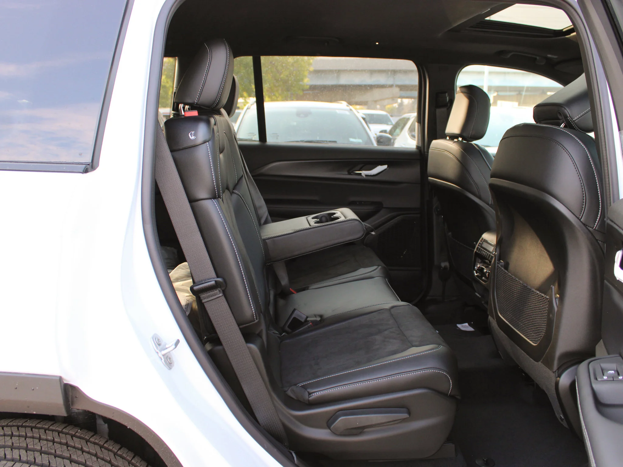 New 2025 White Jeep Altitude* 4x4, Sunroof, Heated Leather, Remote Start image 10