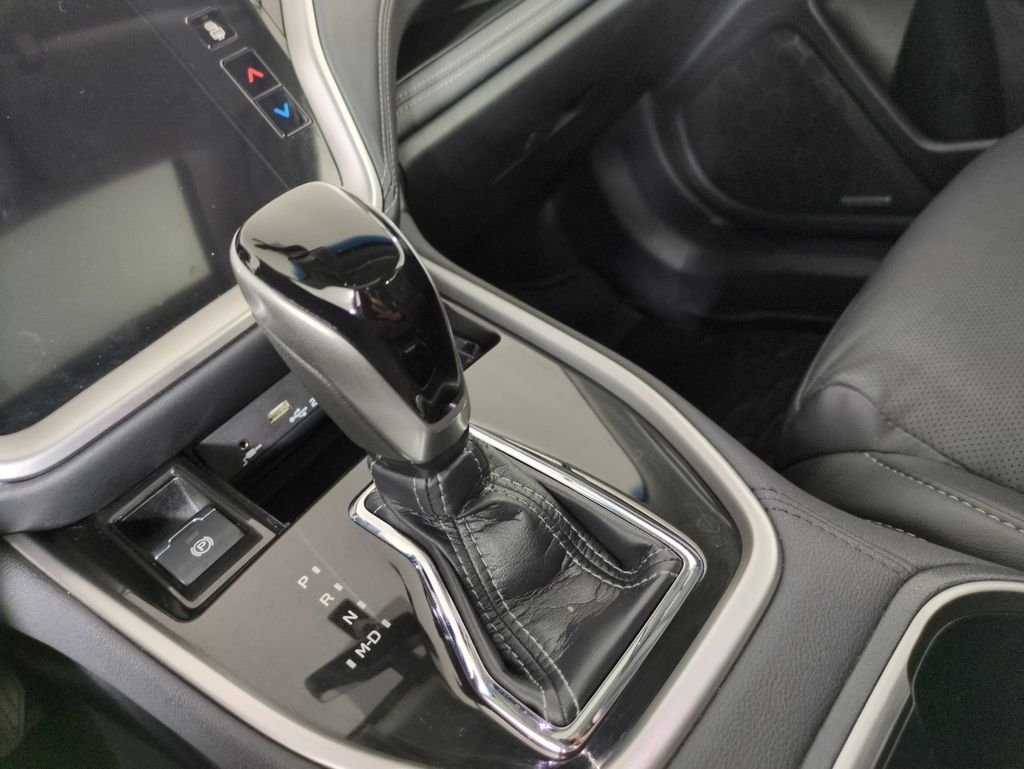 Used 2022 Abyss Blue Pearl Subaru Limited image 23