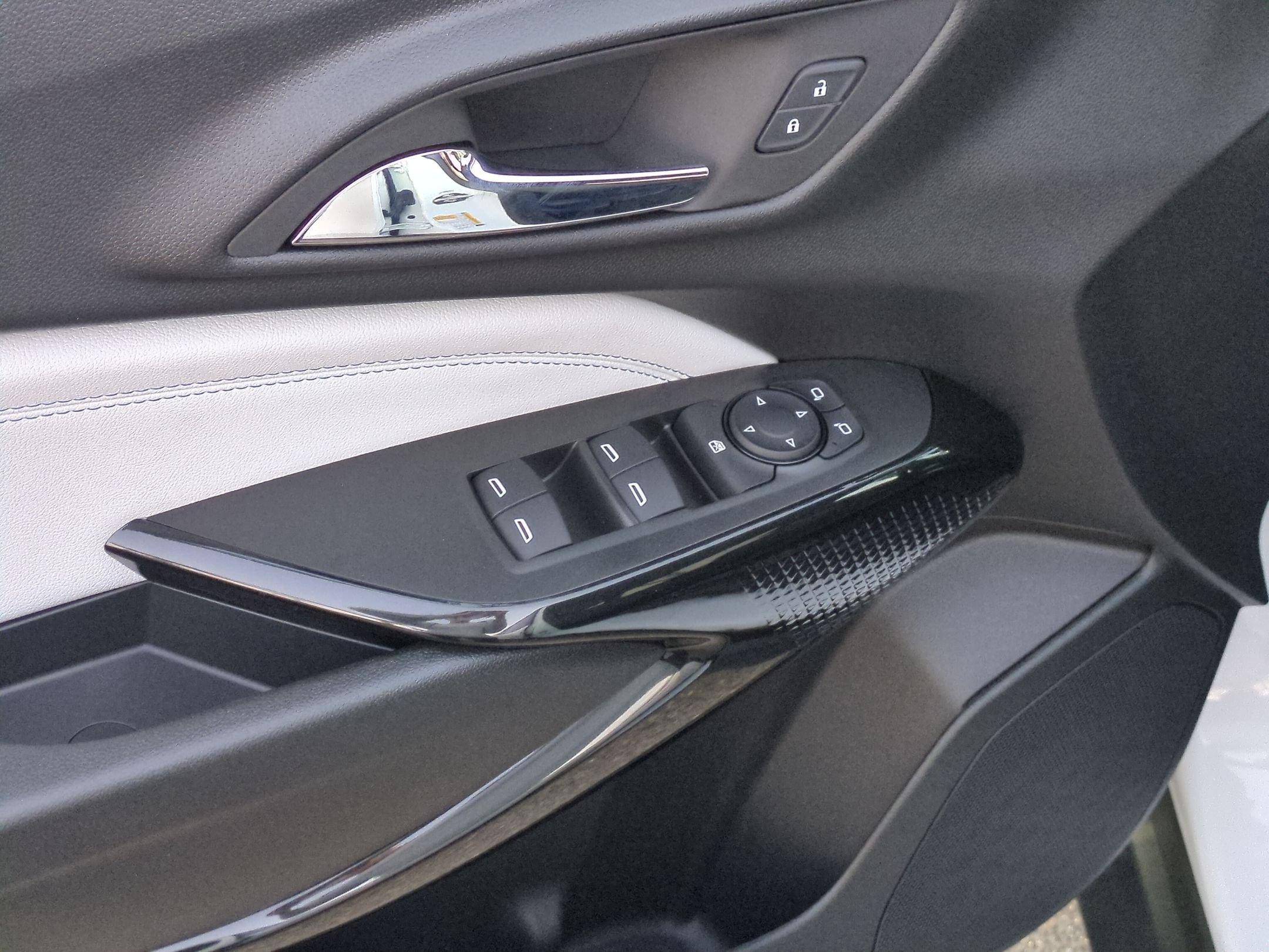 2026 Chevrolet Trax LT - Photo 22