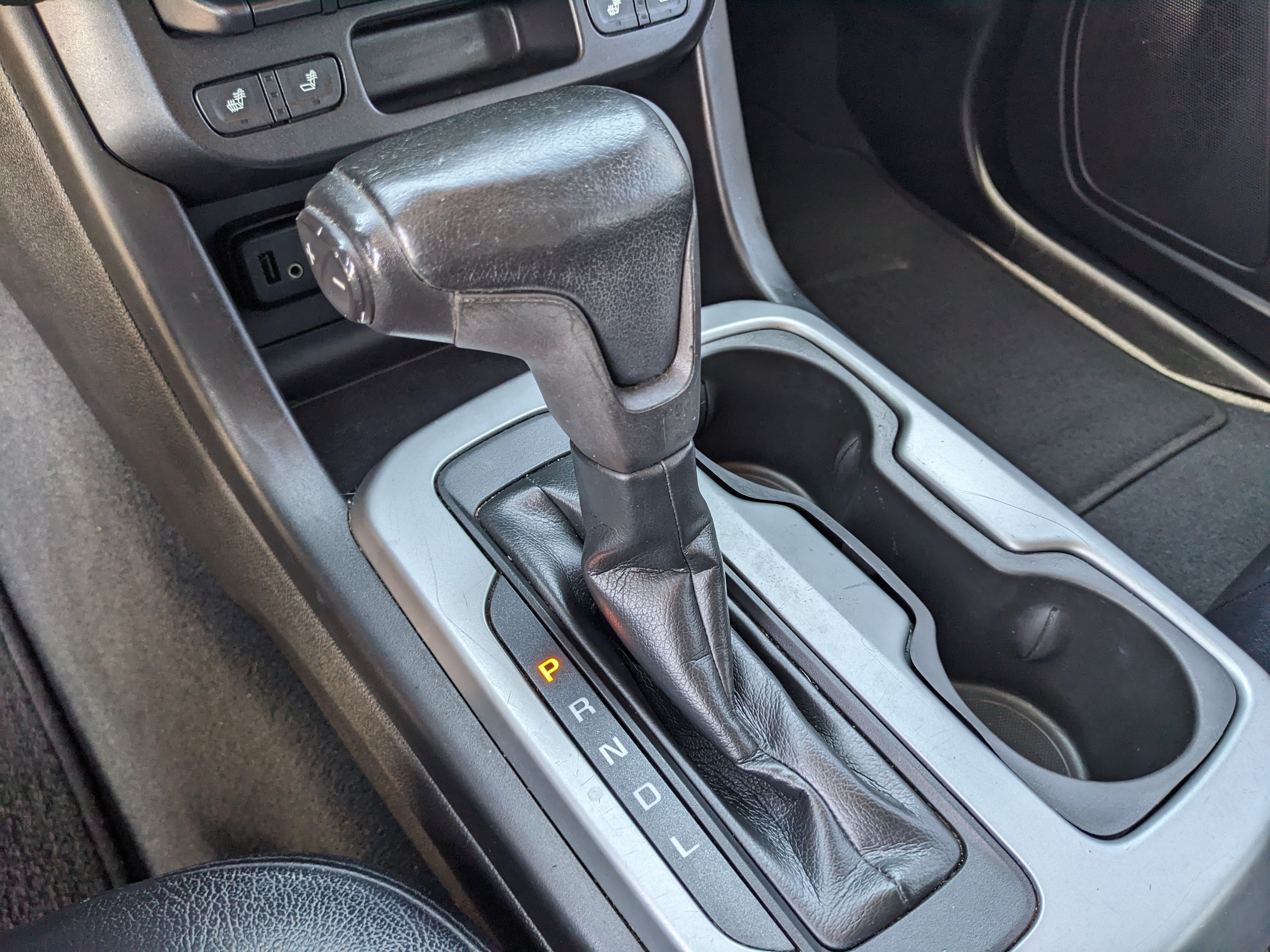 Used 2019 Shadow Gray Metallic Chevrolet 4WD LT image 24