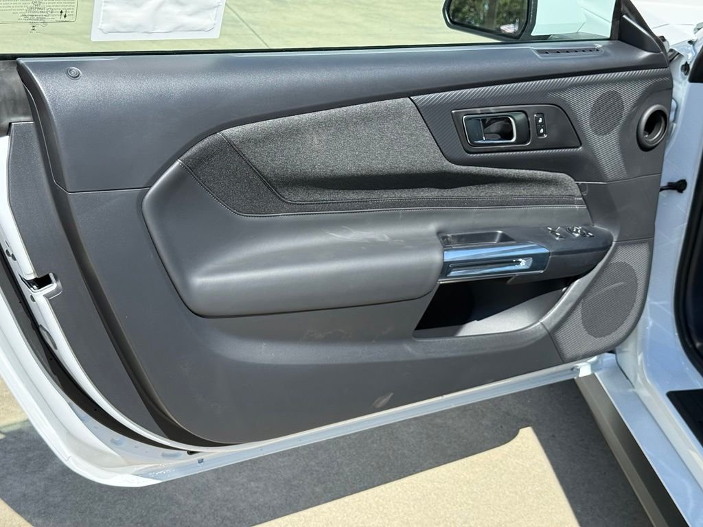New 2026 Oxford White Ford EcoBoost® Fastback image 13