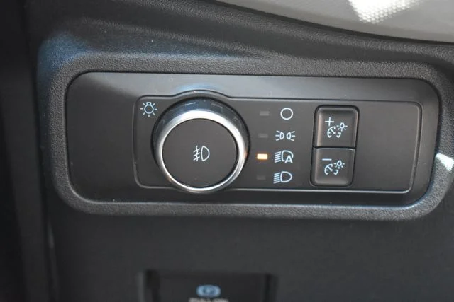 Used 2022 Gray Ford Badlands image 24