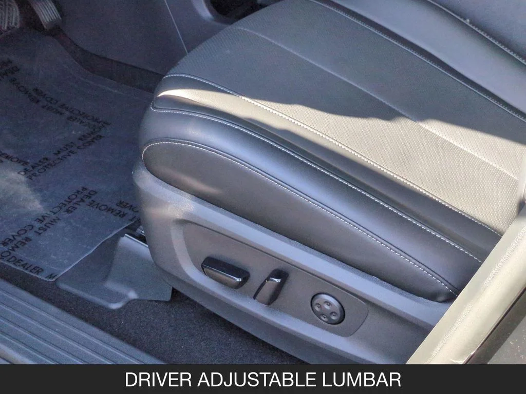 Used 2026 Black INFINITI LUXE image 15