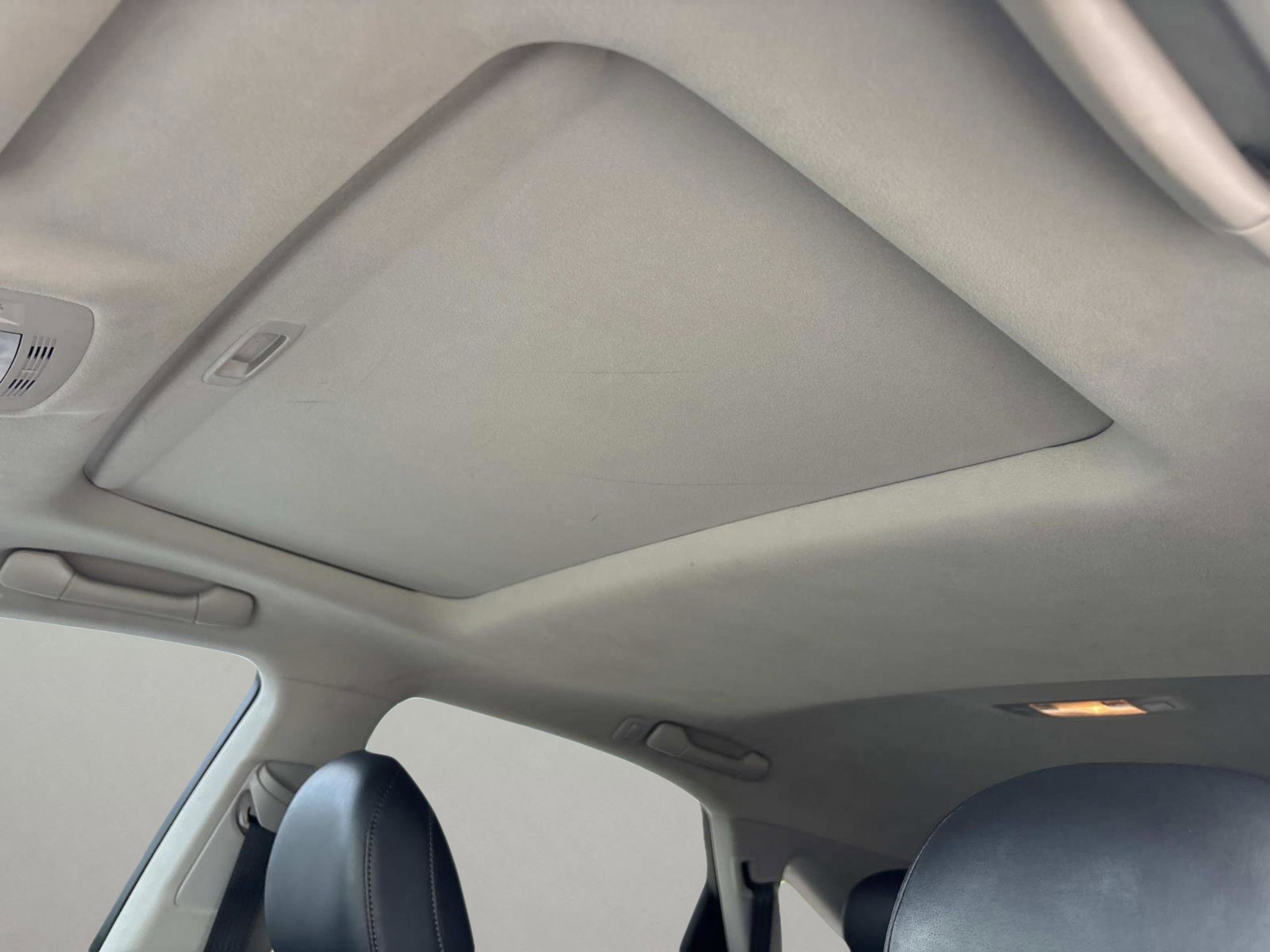 Used 2015 Silver Lexus 350 image 26