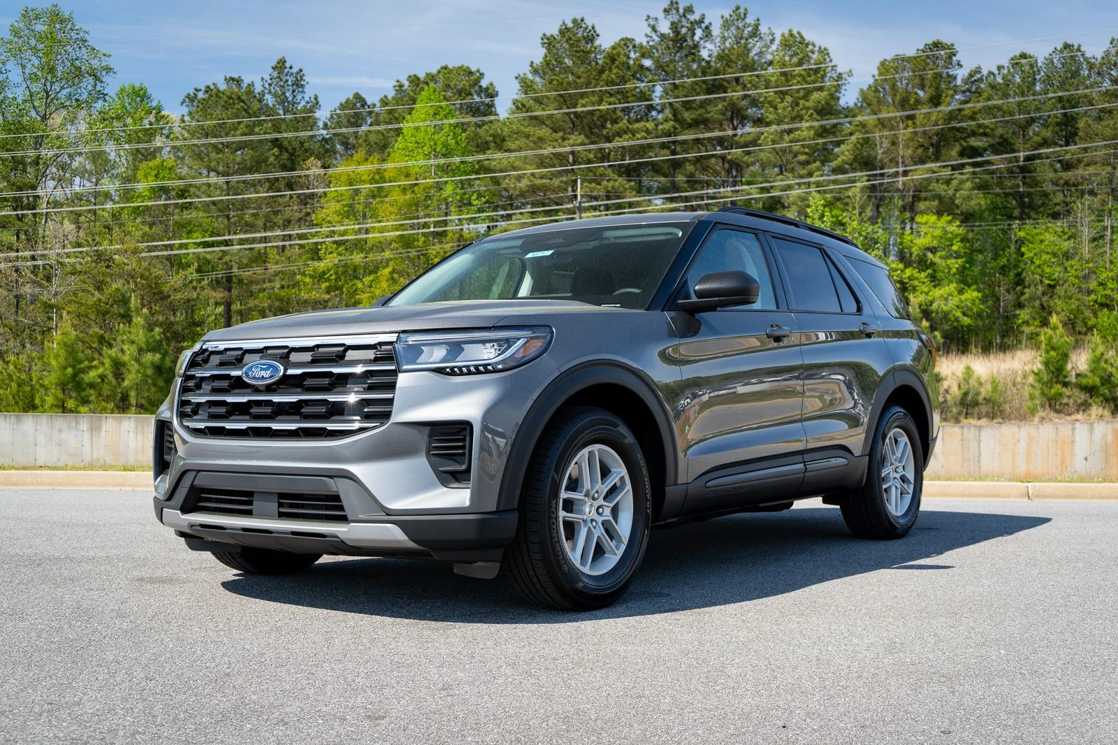 New 2026 Carbonized Gray Metallic Ford Active image 3