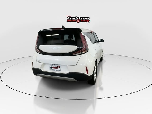 Used 2023 White Kia LX image 7