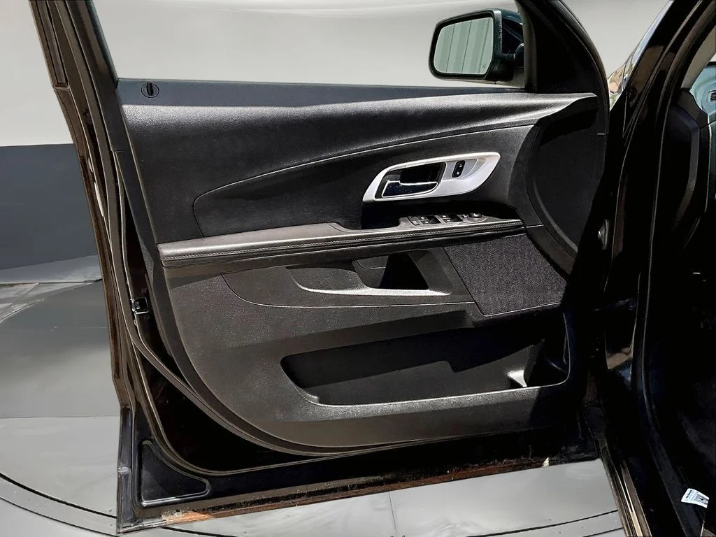 Used 2016 Black Chevrolet LT image 23