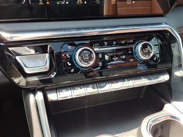 New 2026 Glacier White Tricoat GMC Denali Ultimate image 19