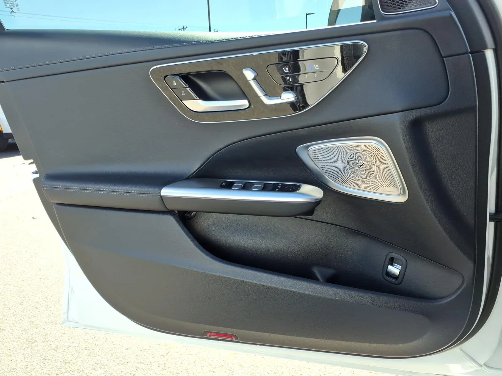 Used 2023 Polar White Mercedes-Benz C 300 image 29