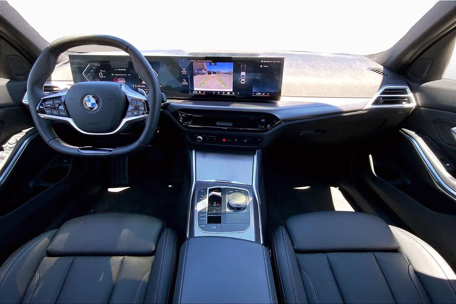 2025 BMW 3 Series 330i - Photo 16