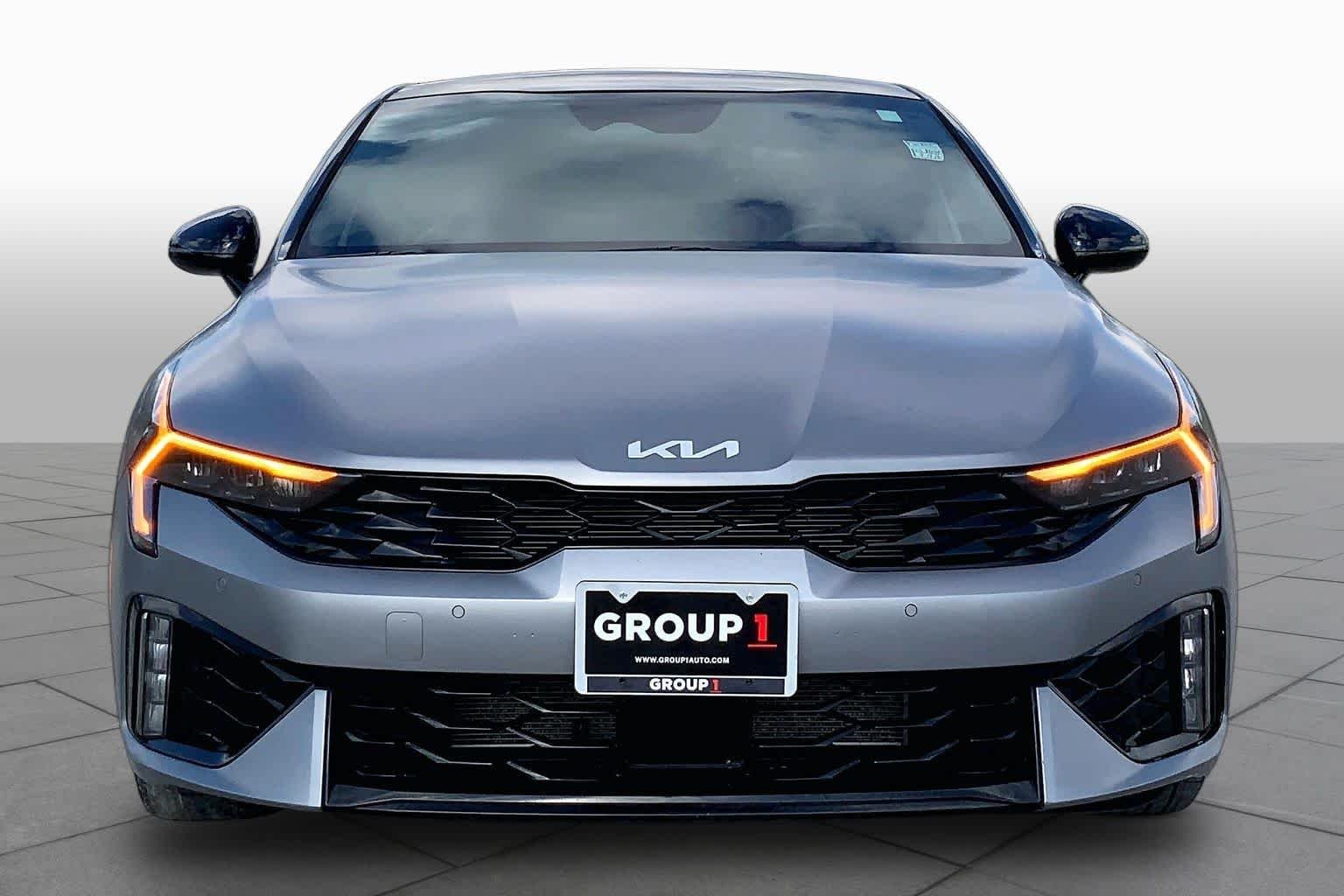 Used 2025 Steel Matte Gray Kia GT-Line image 4