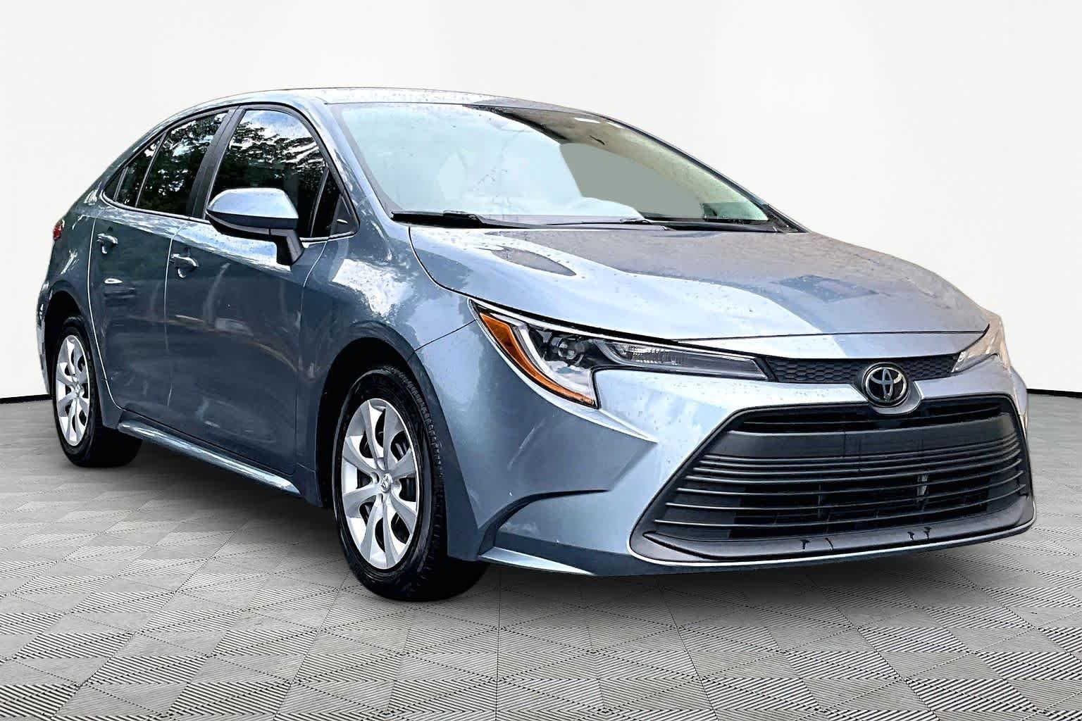 Used 2024 Celestite Toyota LE image 3