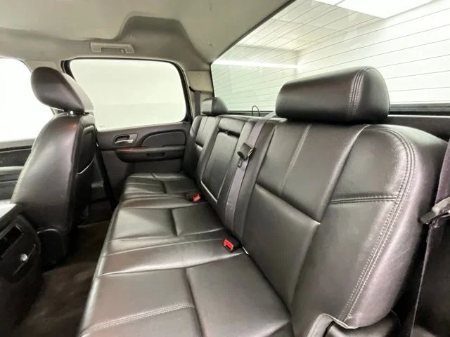 Used 2014 Black GMC SLT image 10