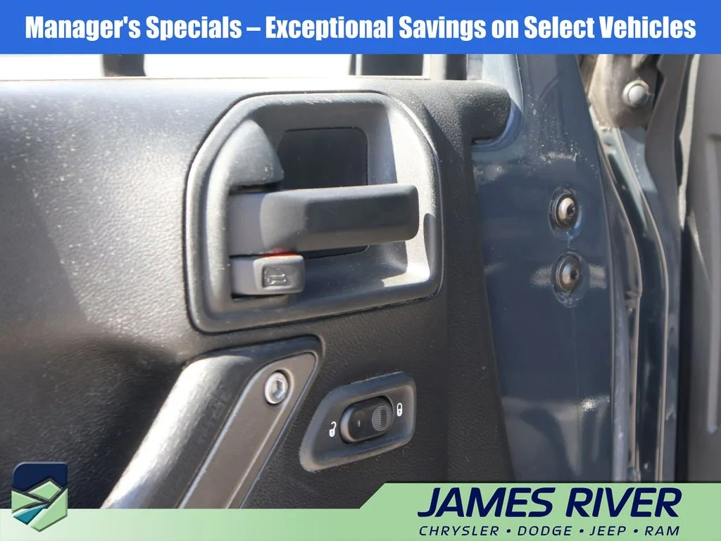 Used 2017 Black Jeep Unlimited Sport image 21
