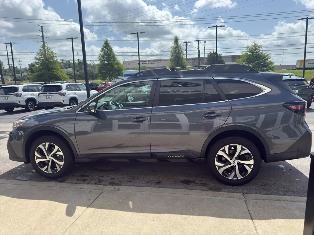 Used 2022 Magnetite Gray Metallic Subaru Limited XT image 6