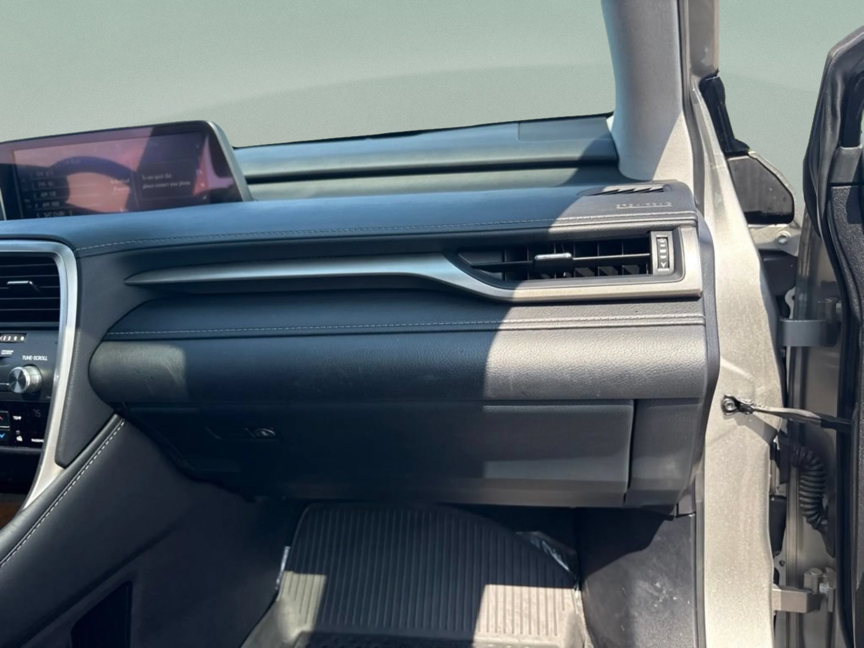 Used 2019 Silver Lexus 350 image 28