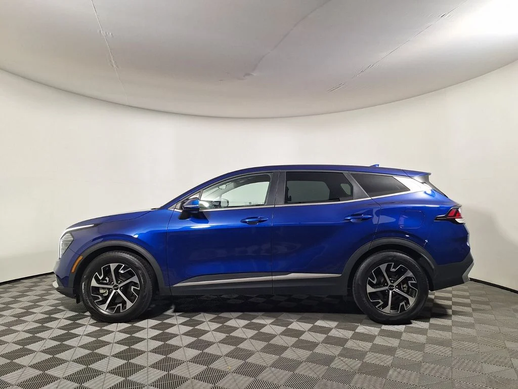 Used 2025 Sapphire Blue Kia EX image 9