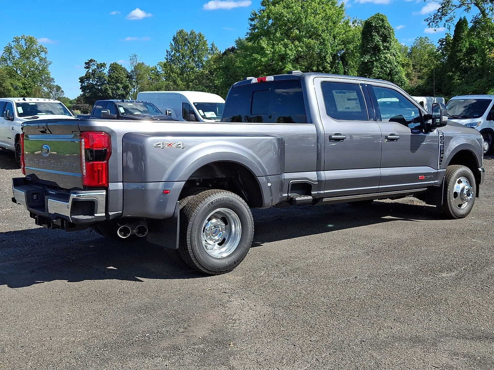 New 2026 Carbonized Gray Metallic Ford LARIAT image 6