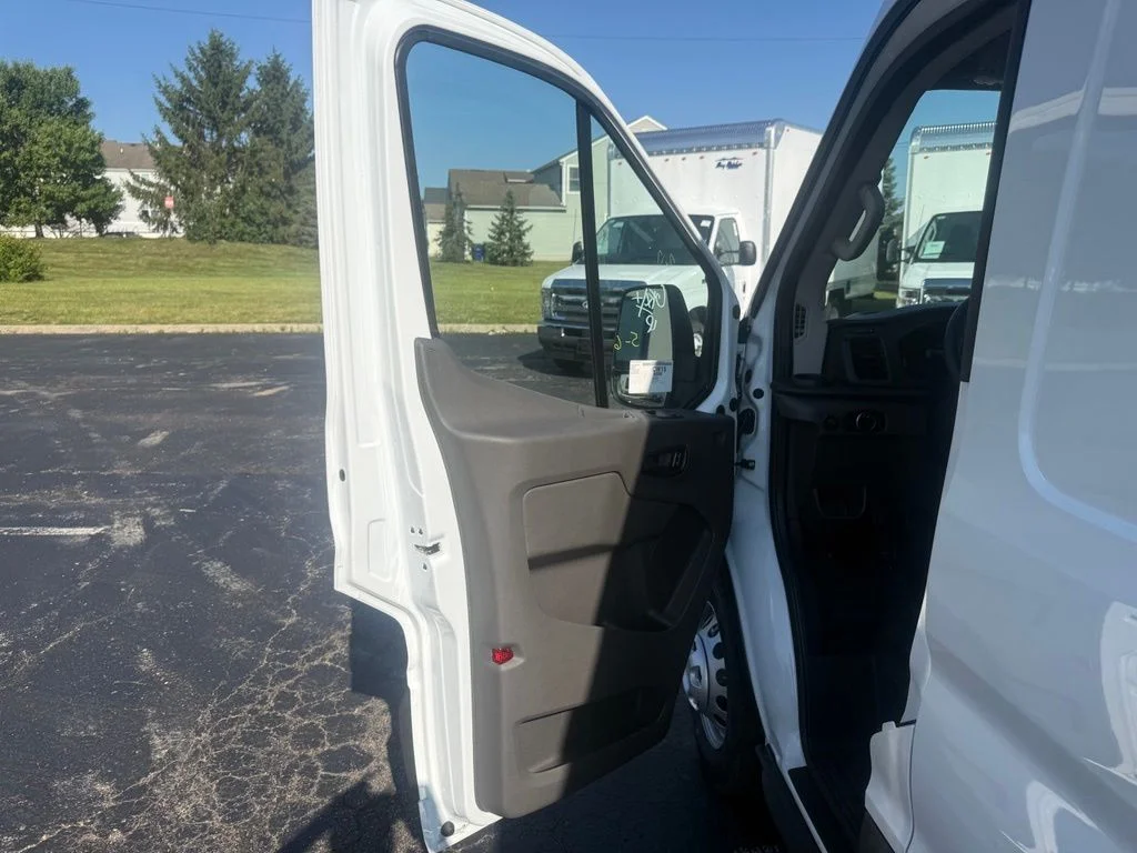 New 2026 Oxford White Ford Cargo Van image 13