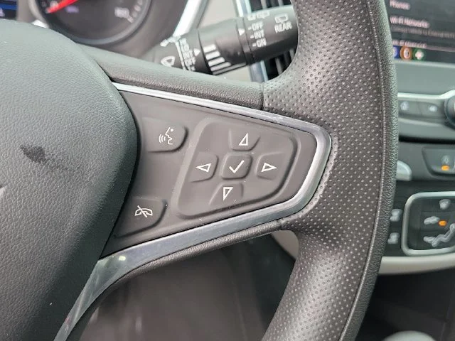 2023 Chevrolet Equinox LS - Photo 30