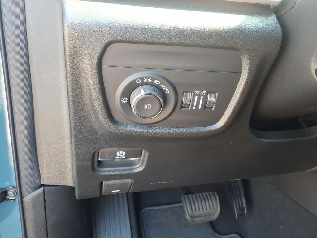 New 2026 Steel Blue Exterior Paint Jeep Limited image 16