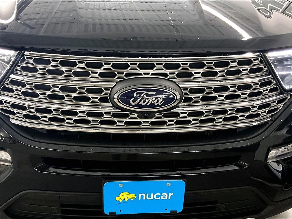 Used 2023 Black Metallic Ford Limited image 31