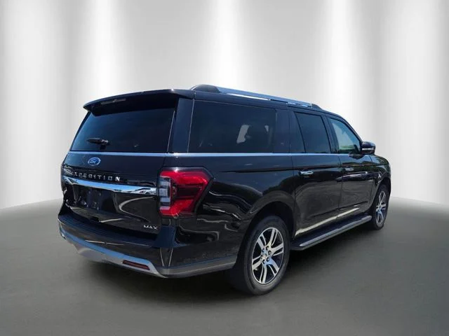 Used 2024 Black Metallic Ford Limited image 4