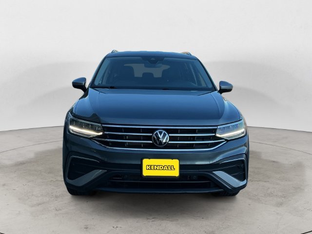 3VV5B7AX7RM214001
