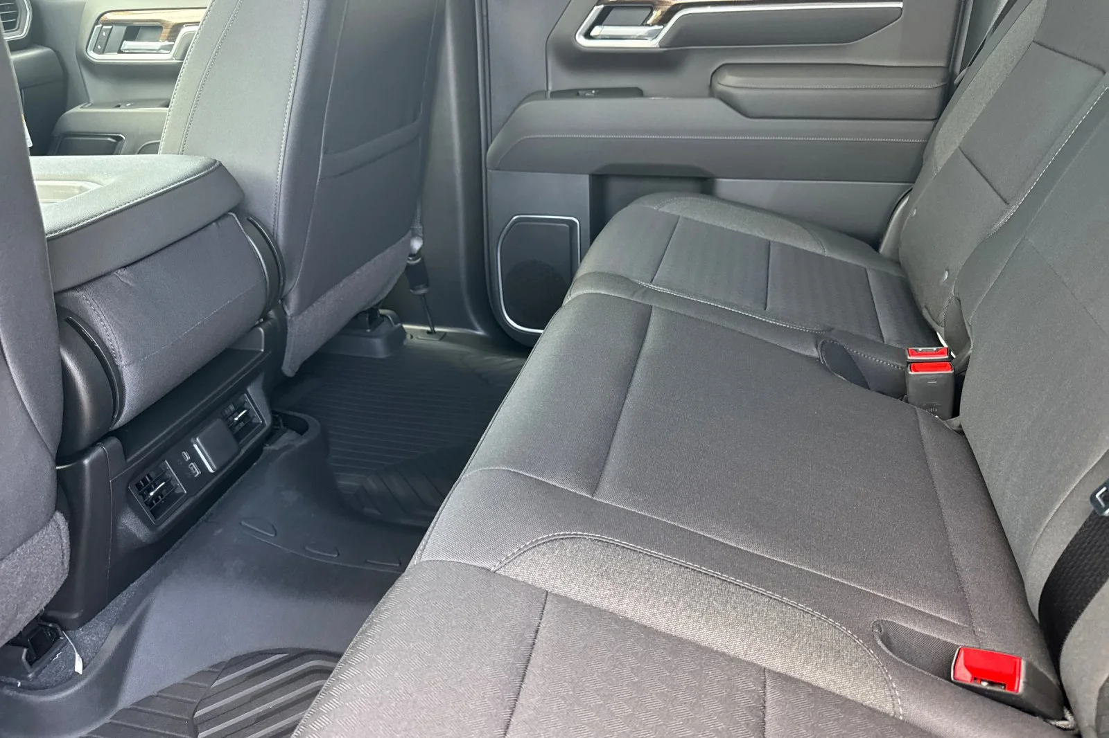 2026 Chevrolet Silverado 3500 HD LT view 11