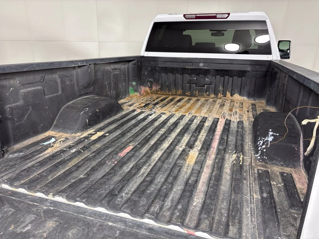 Used 2021 White Chevrolet Work Truck image 18