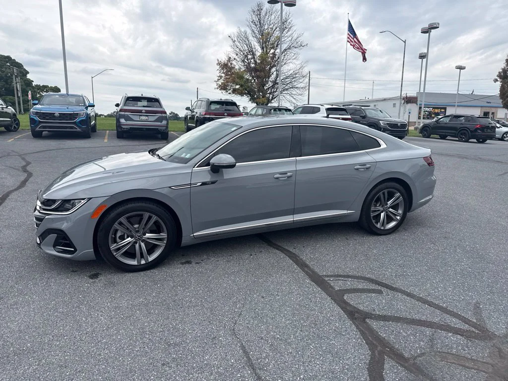 Certified Used 2022 Moonstone Gray Volkswagen 2.0T SE R-Line image 9