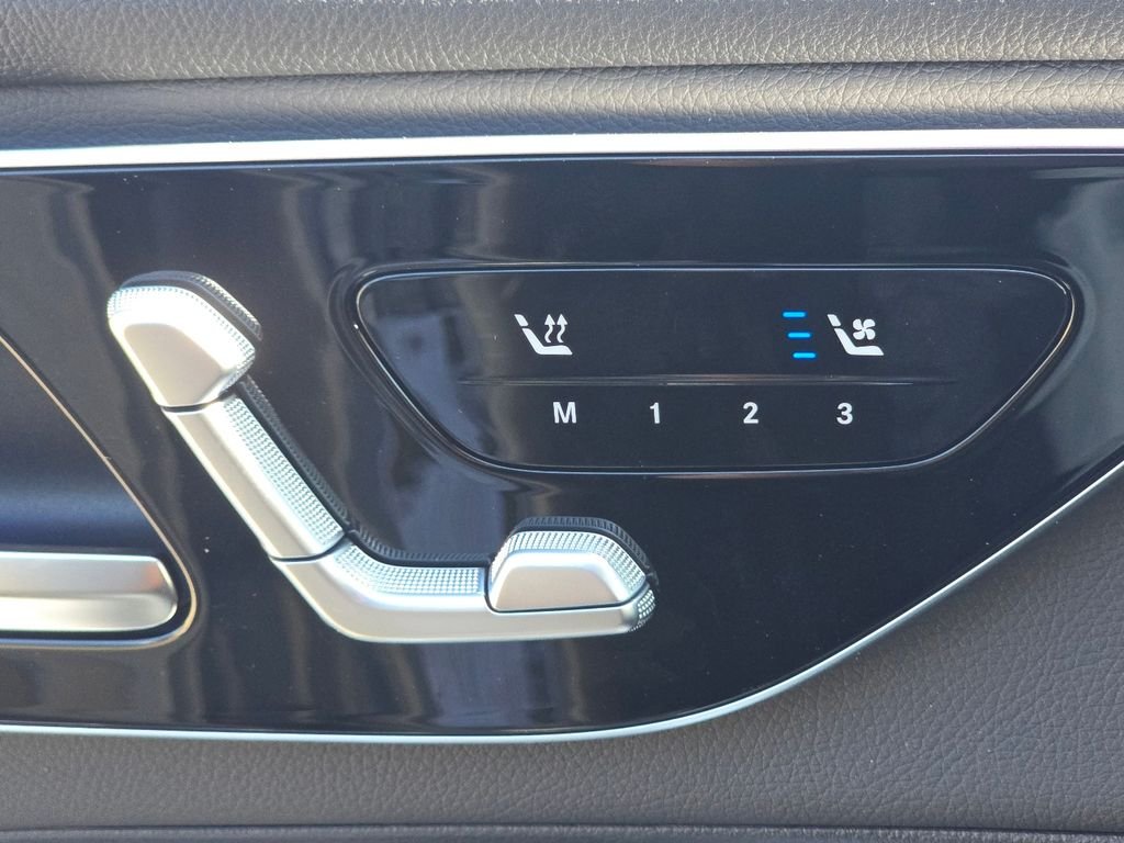 New 2026 MANUFAKTUR Alpine Grey Mercedes-Benz GLC 300 image 7