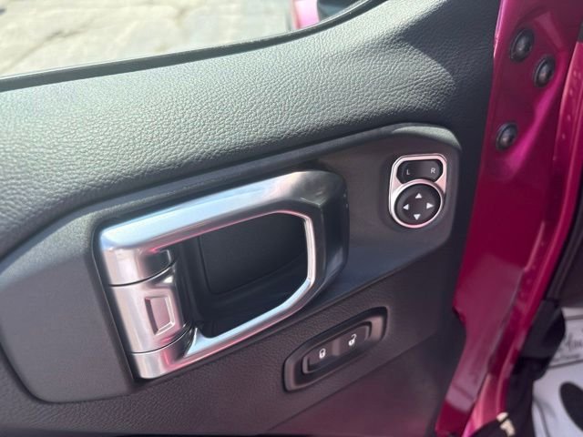 New 2026 Tuscadero Pearlcoat Jeep Rubicon image 20