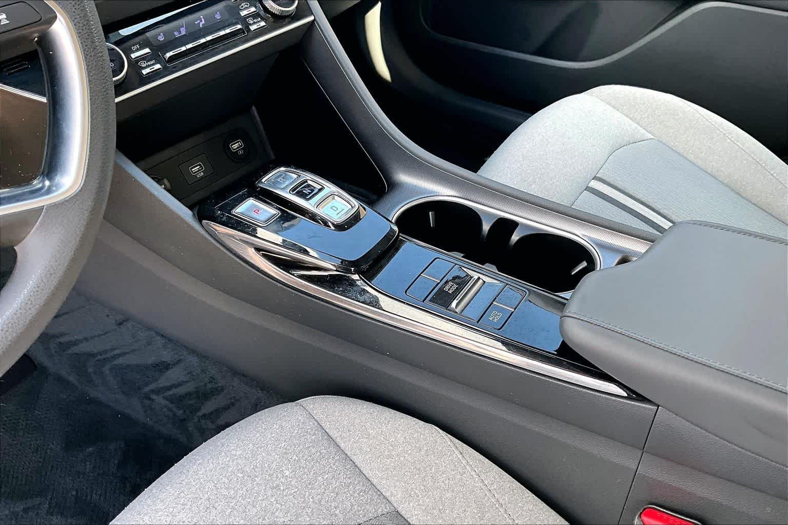 Used 2020 Portofino Gray Hyundai SEL image 15