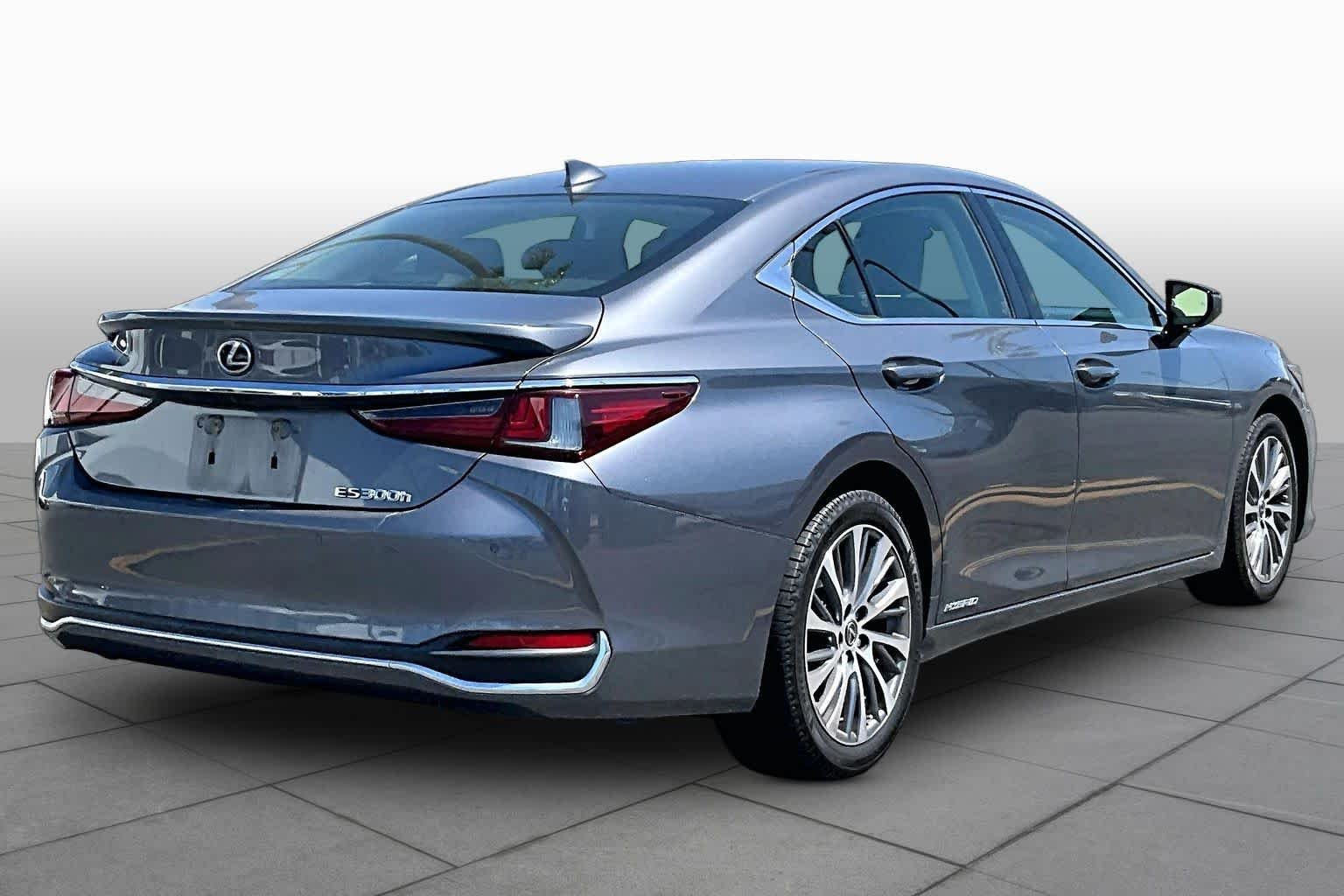 Used 2019 Nebula Gray Pearl Lexus  image 12