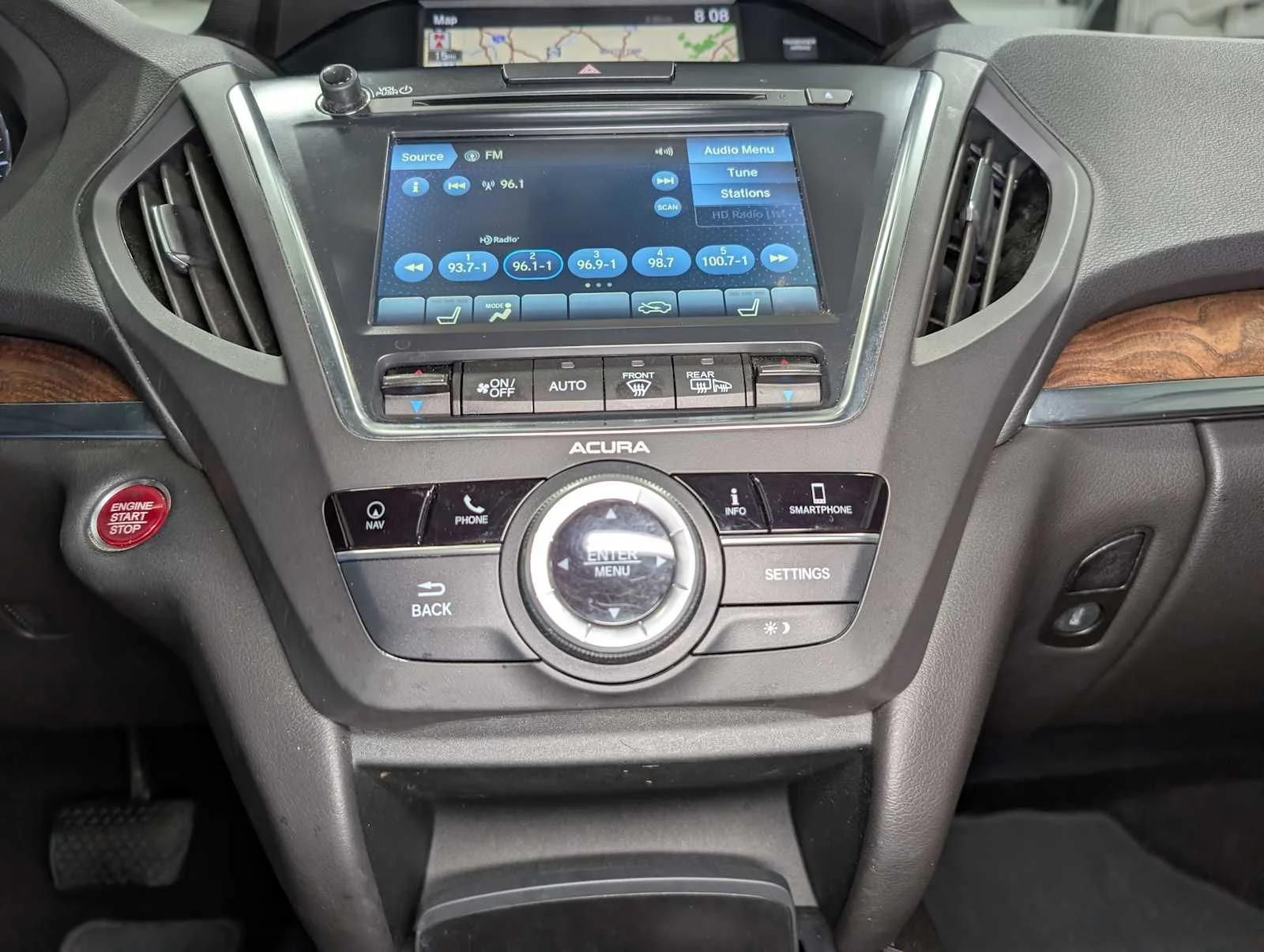 Used 2020 Platinum White Pearl Acura w/Technology Pkg image 34