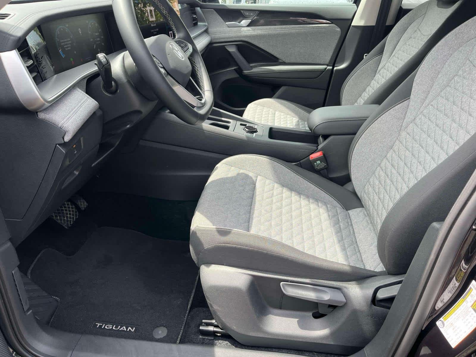 Certified Used 2025 Deep Black Pearl Volkswagen S image 20